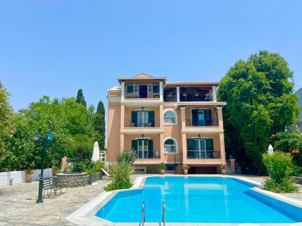 Villa Rosalia Apartments & Studios With Pool By Hotelius Corfu  Zewnętrze zdjęcie