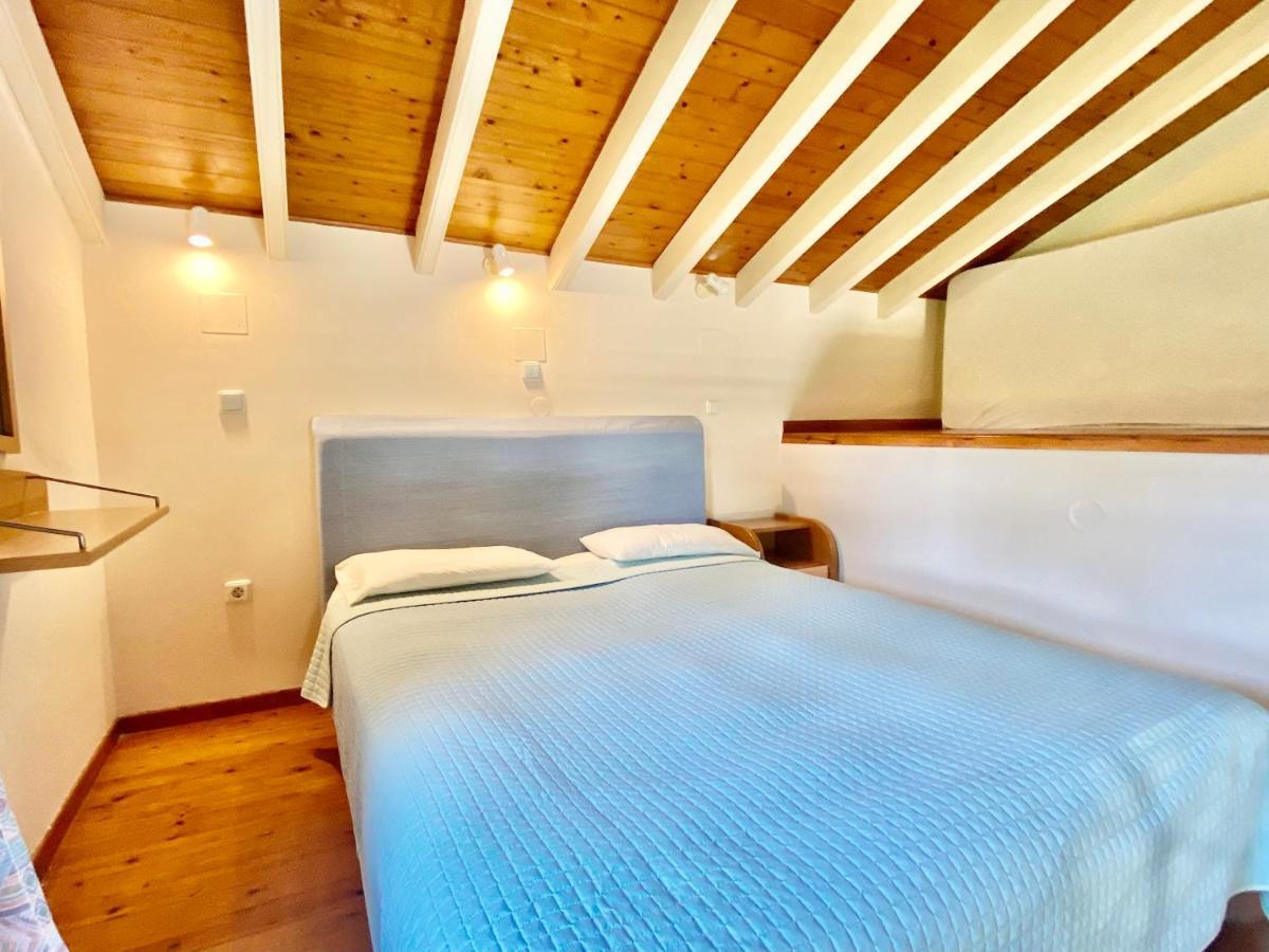 Villa Rosalia Apartments & Studios With Pool By Hotelius Corfu  Zewnętrze zdjęcie