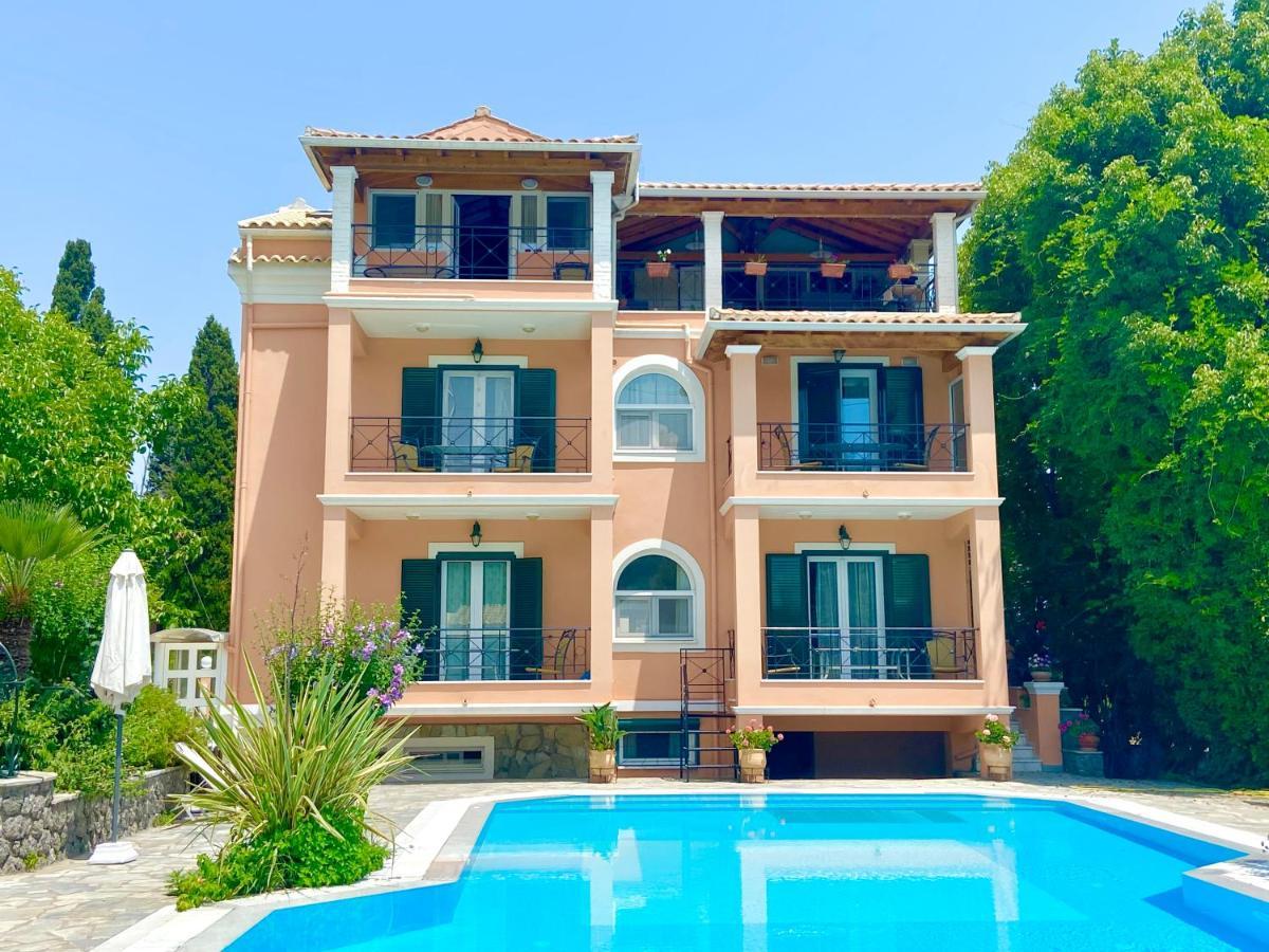 Villa Rosalia Apartments & Studios With Pool By Hotelius Corfu  Zewnętrze zdjęcie