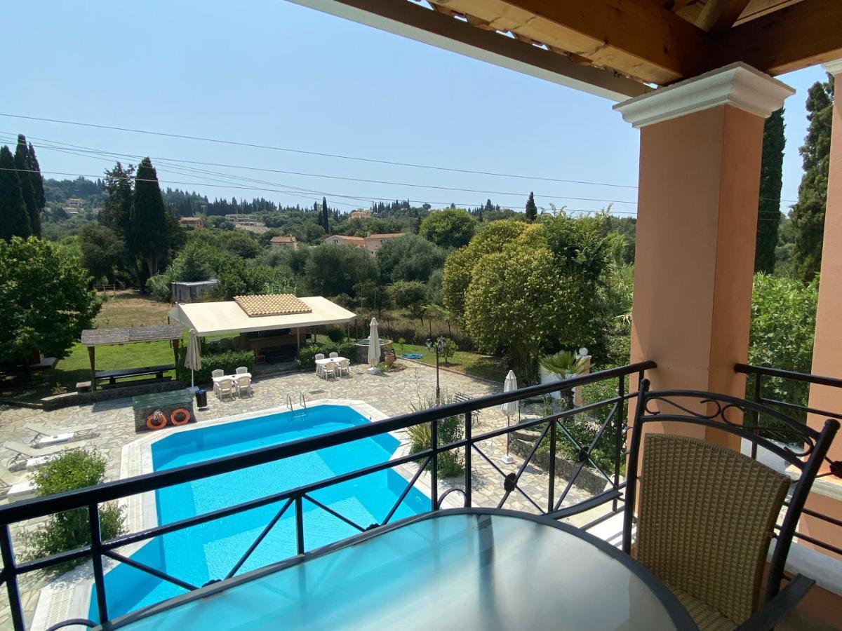 Villa Rosalia Apartments & Studios With Pool By Hotelius Corfu  Zewnętrze zdjęcie