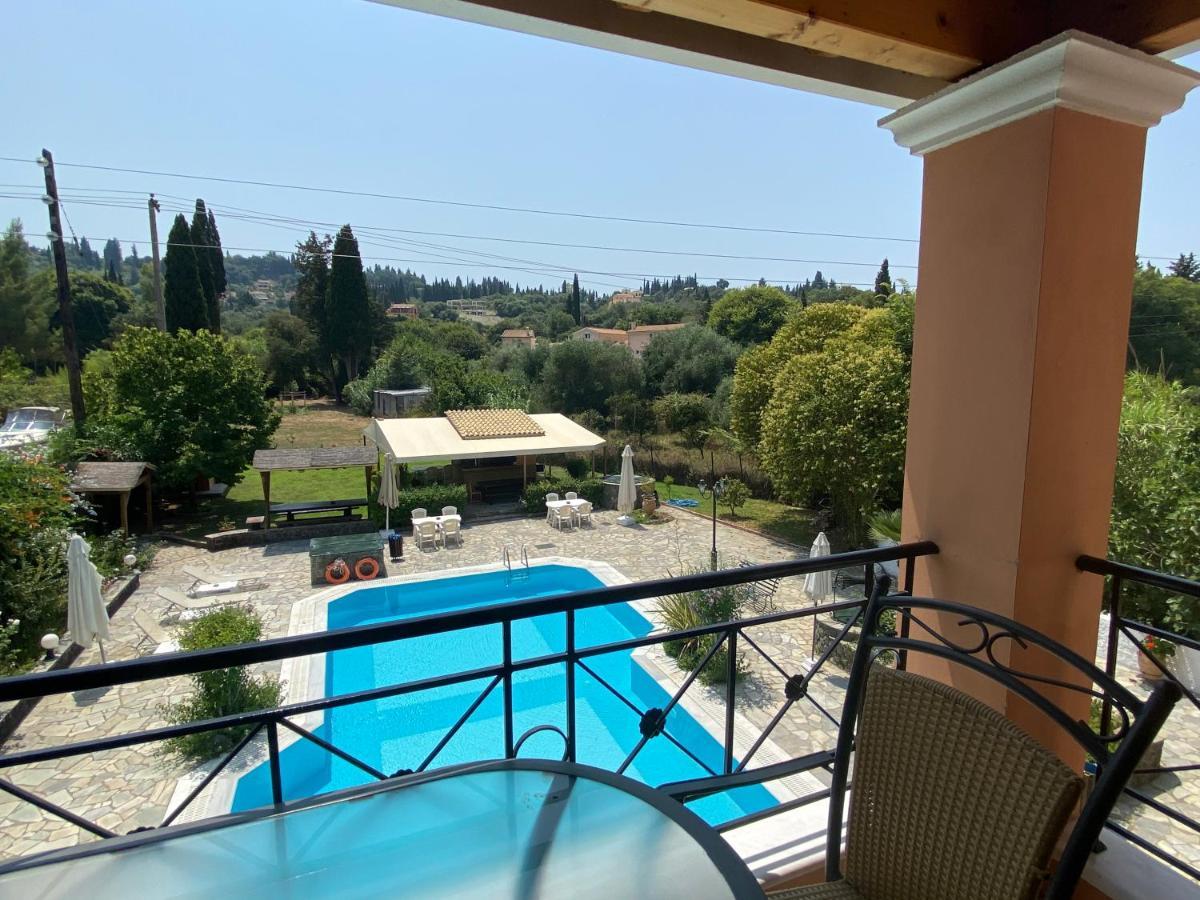 Villa Rosalia Apartments & Studios With Pool By Hotelius Corfu  Zewnętrze zdjęcie